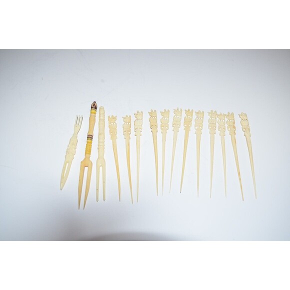 Vtg mixed lot Barware Celluloid plastic Cocktail Picks Appetizer Asian Lattice - Picture 2 of 11